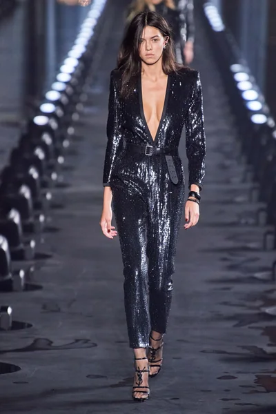 Look 62